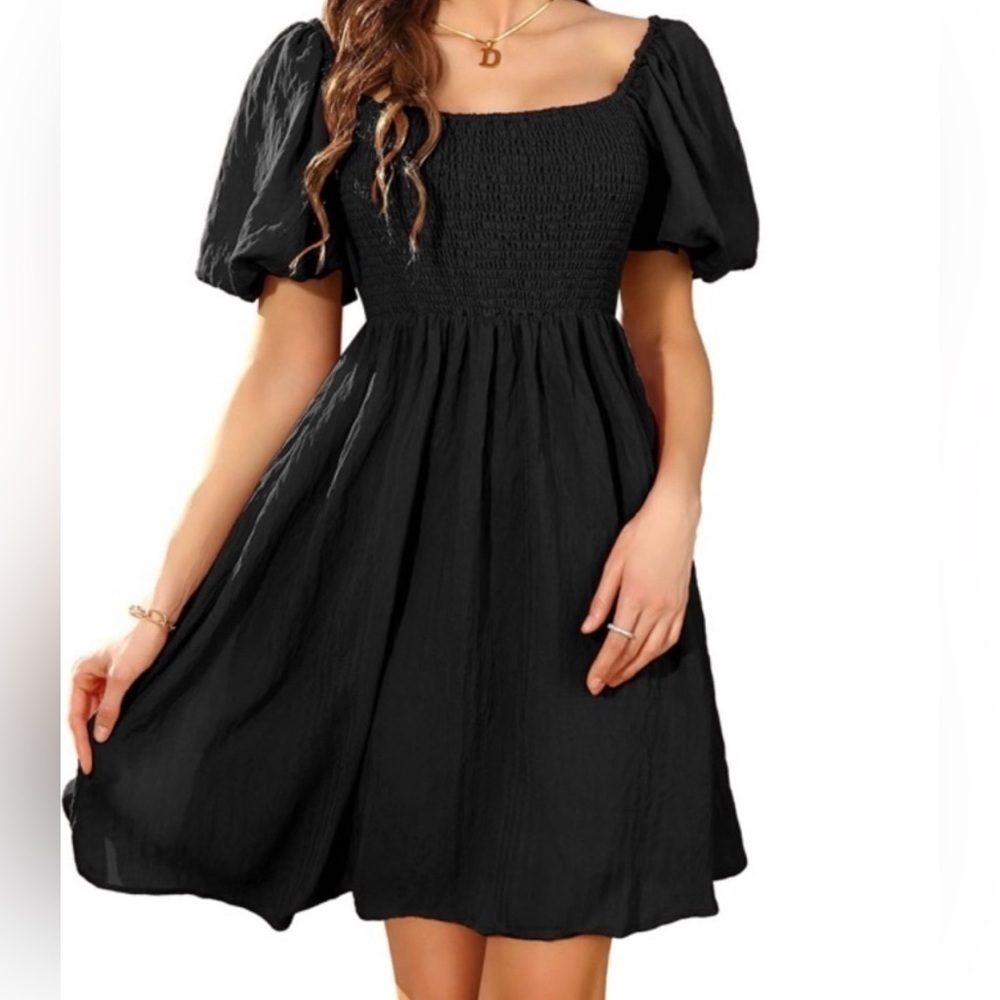 KOJOOIN - NWT - Puff Sleeve Smocked Dress.